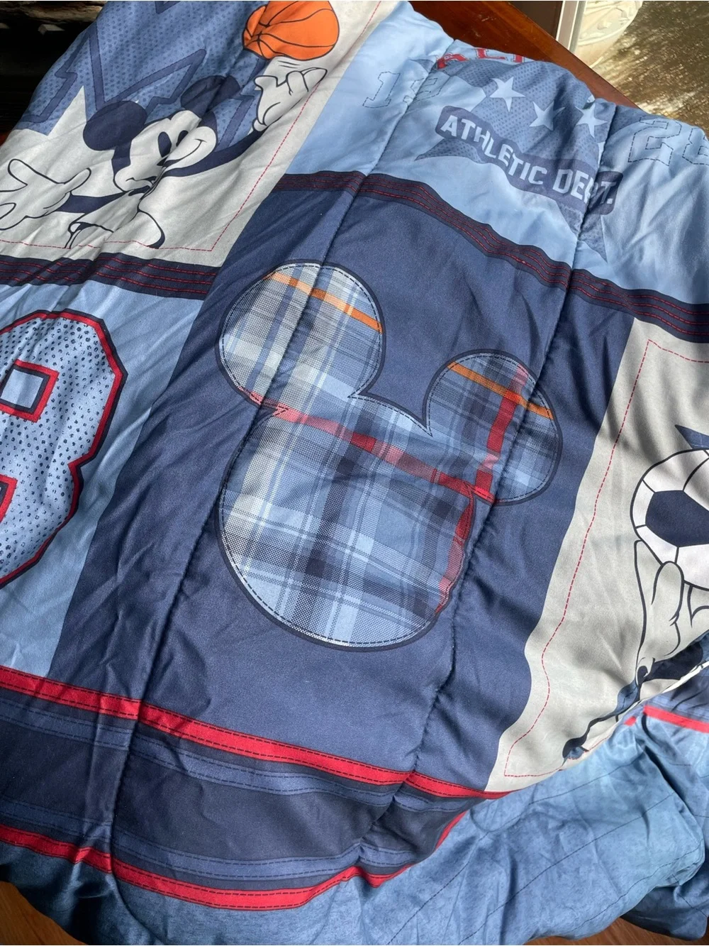 Disney comforter featuring